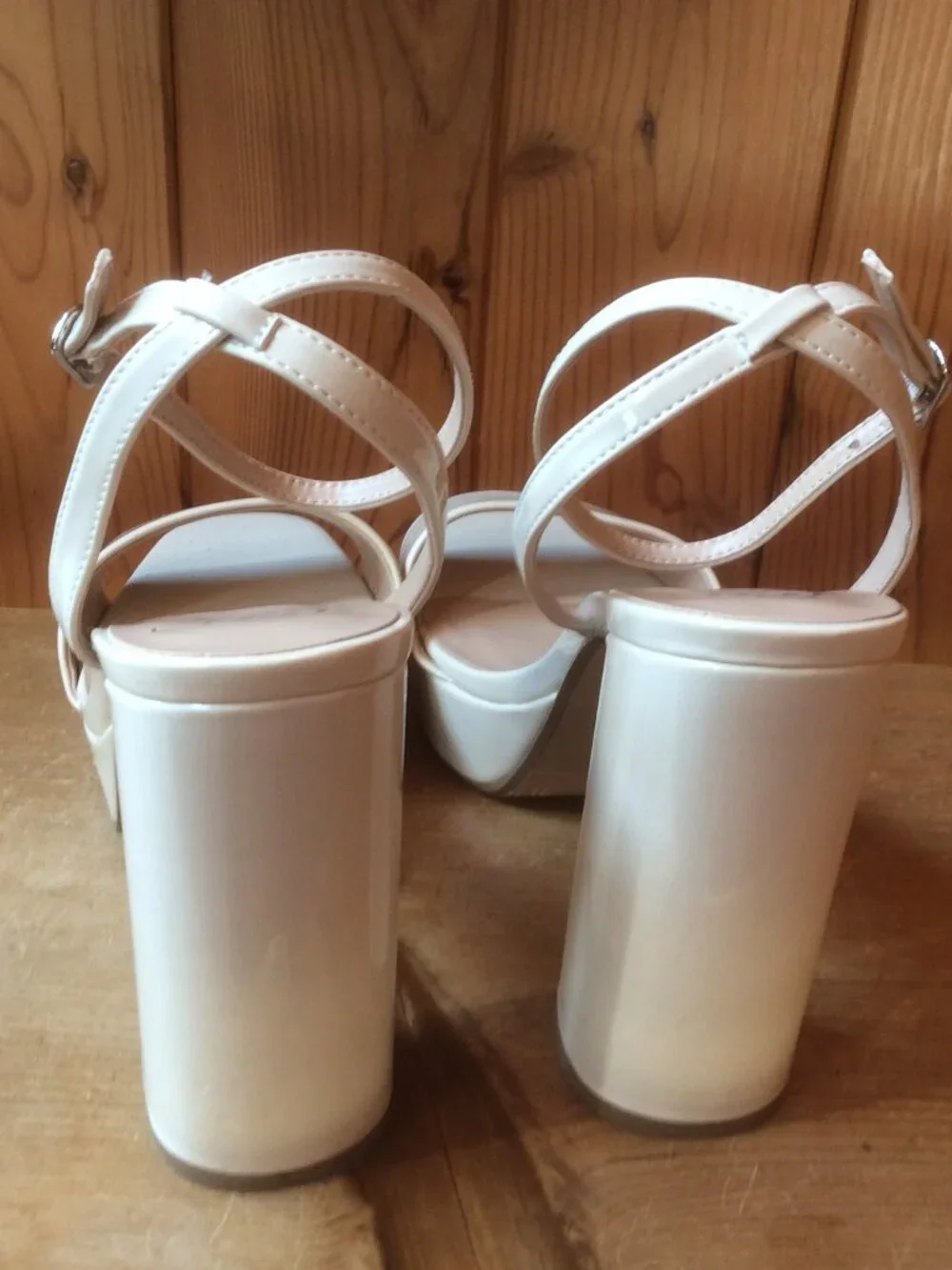 Heart in D Cream Ankle Strap Chunky Platform Heels Size 8.5* - Picture 4 of 7